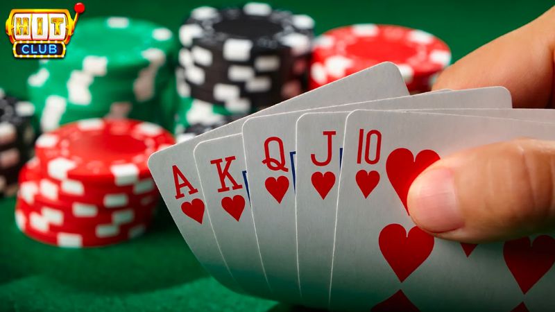 Xì Tố vs Poker: Điểm Giống, Khác Biệt, Kỹ Năng, Chiến Thuật